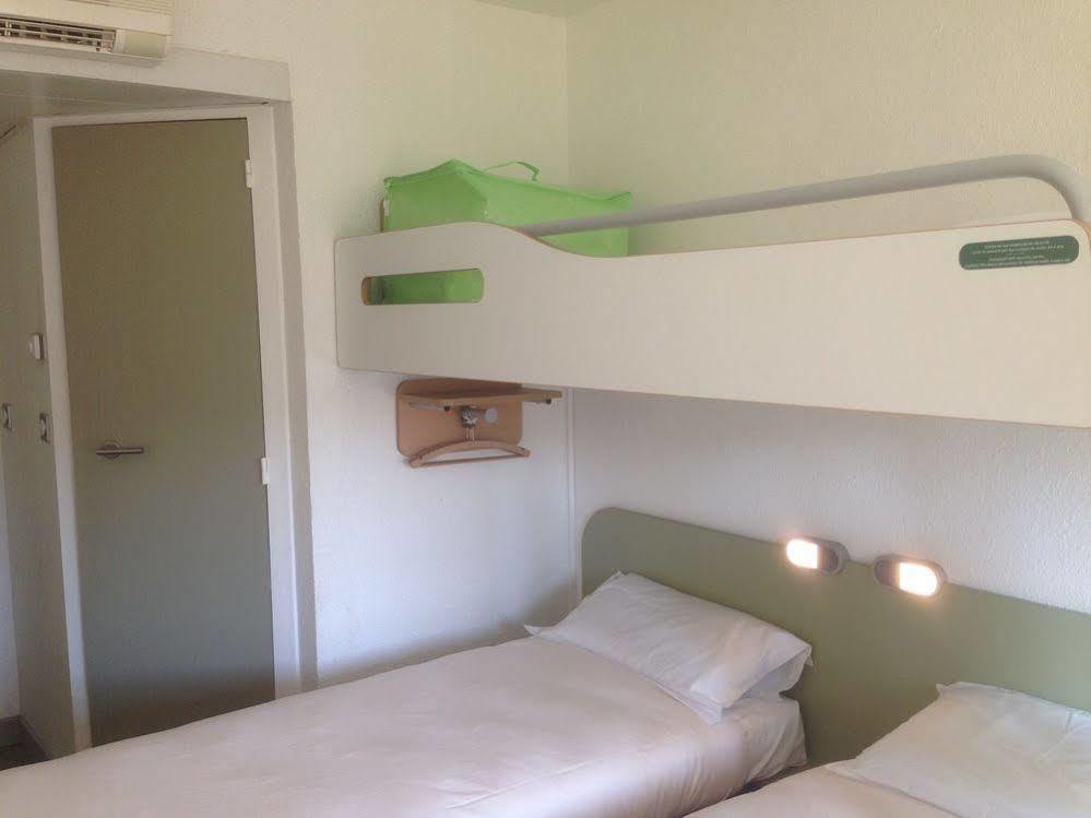 Ibis Budget Aix En Provence Est Le Canet Meyreuil Exteriör bild