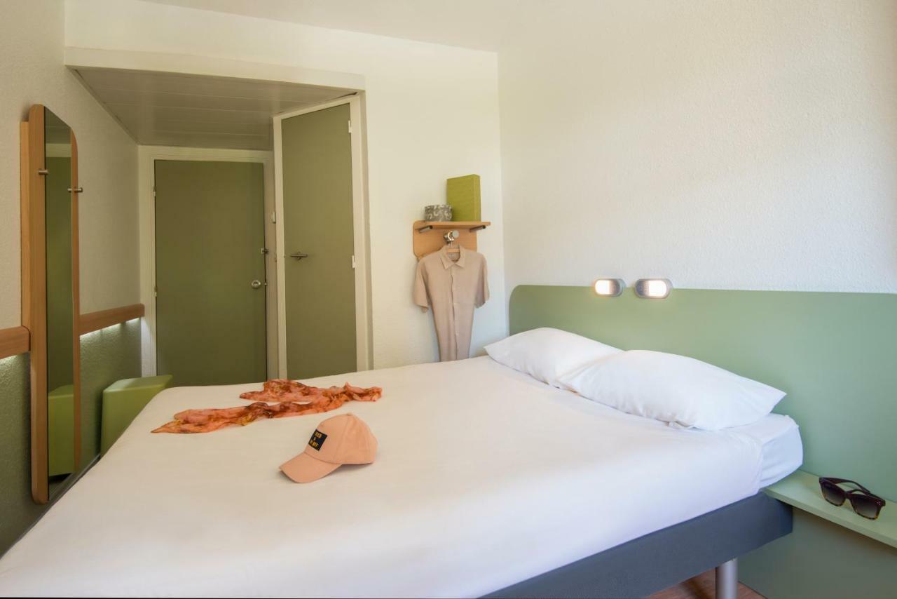 Ibis Budget Aix En Provence Est Le Canet Meyreuil Exteriör bild