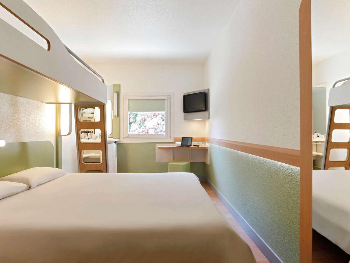 Ibis Budget Aix En Provence Est Le Canet Meyreuil Exteriör bild